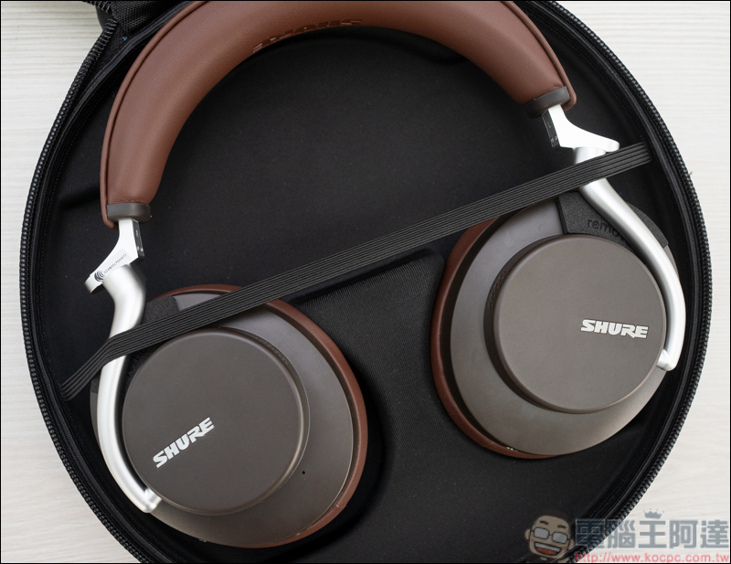 Shure AONIC 50無線降噪頭戴式耳機開箱動耳聽,同場加映AONIC 4 - 電腦王阿達 Shure AONIC 50無線降噪頭戴式耳機開箱動耳聽,同場加映AONIC 4 - 電腦王阿達