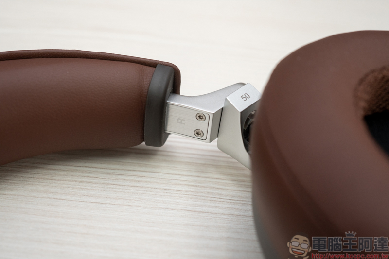 Shure AONIC 50無線降噪頭戴式耳機開箱動耳聽,同場加映AONIC 4 - 電腦王阿達 Shure AONIC 50無線降噪頭戴式耳機開箱動耳聽,同場加映AONIC 4 - 電腦王阿達