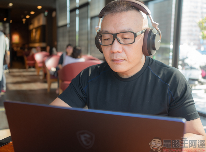 Shure AONIC 50無線降噪頭戴式耳機開箱動耳聽,同場加映AONIC 4 - 電腦王阿達 Shure AONIC 50無線降噪頭戴式耳機開箱動耳聽,同場加映AONIC 4 - 電腦王阿達