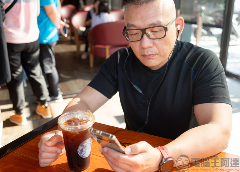Shure AONIC 50無線降噪頭戴式耳機開箱動耳聽,同場加映AONIC 4 - 電腦王阿達 Shure AONIC 50無線降噪頭戴式耳機開箱動耳聽,同場加映AONIC 4 - 電腦王阿達
