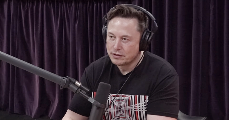 Elon Musk 小小爆雷 Cybertruck 與電動超跑 Roadster 上市時程 - 電腦王阿達