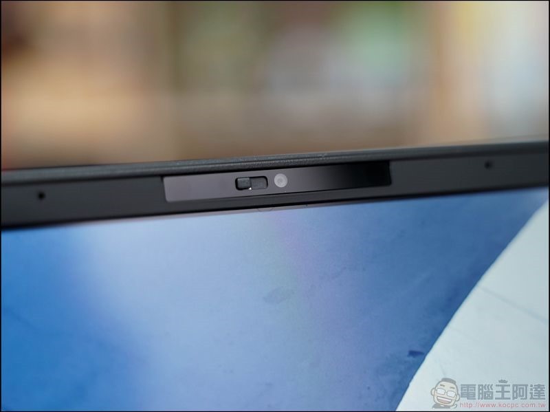 ASUS ExpertBook B9450FA 開箱 - 11 ASUS ExpertBook B9450FA 開箱 - 11