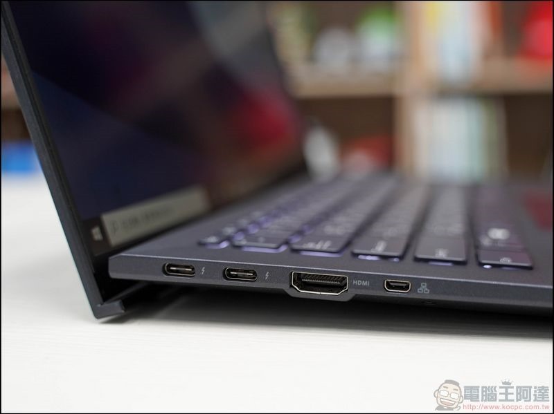 ASUS ExpertBook B9450FA 開箱 - 24 ASUS ExpertBook B9450FA 開箱 - 24