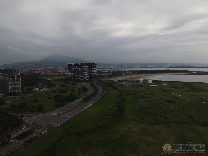 DJI Mavic Air 2 開箱實測 :盡情享受飛行的創作利器 - 電腦王阿達 DJI Mavic Air 2 開箱實測 :盡情享受飛行的創作利器 - 電腦王阿達