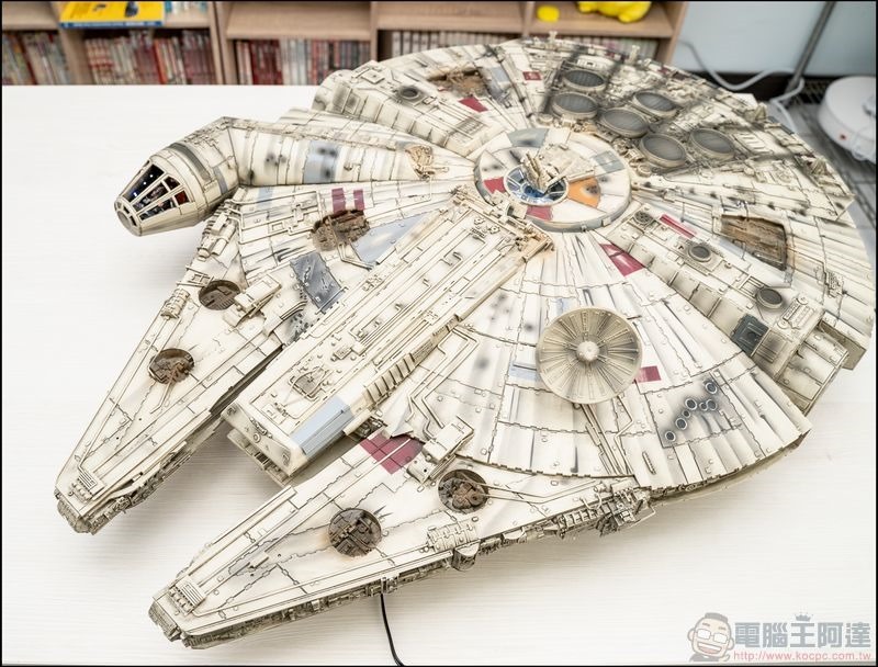 千年鷹號 Millennium Falcon 1:1 模型開箱 - 02 千年鷹號 Millennium Falcon 1:1 模型開箱 - 02