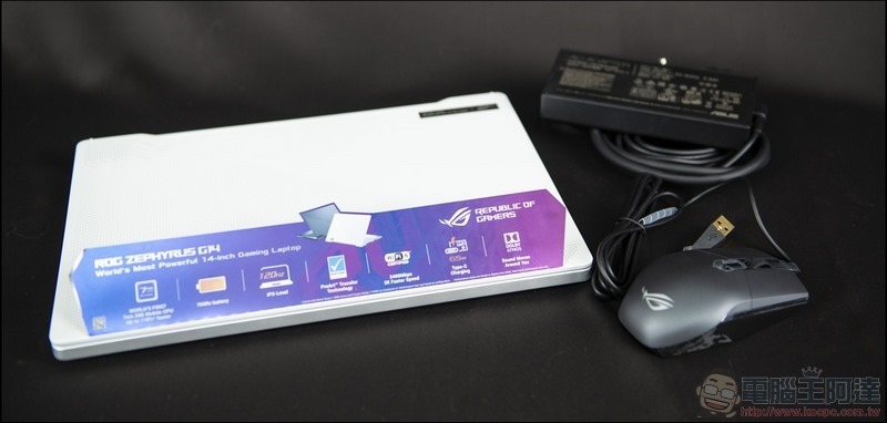 ROG Zephyrus G14 開箱 - 07 ROG Zephyrus G14 開箱 - 07