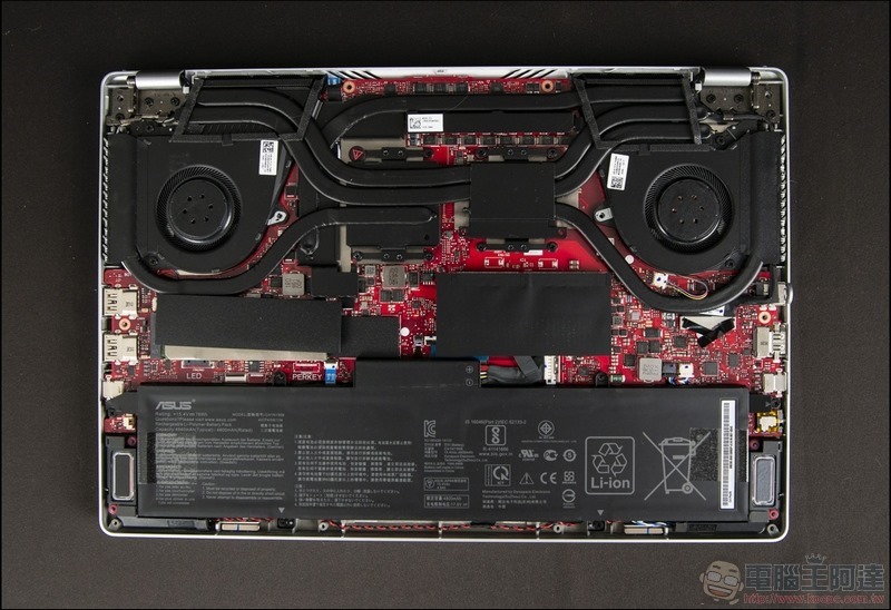 ROG Zephyrus G14 開箱 - 27 ROG Zephyrus G14 開箱 - 27