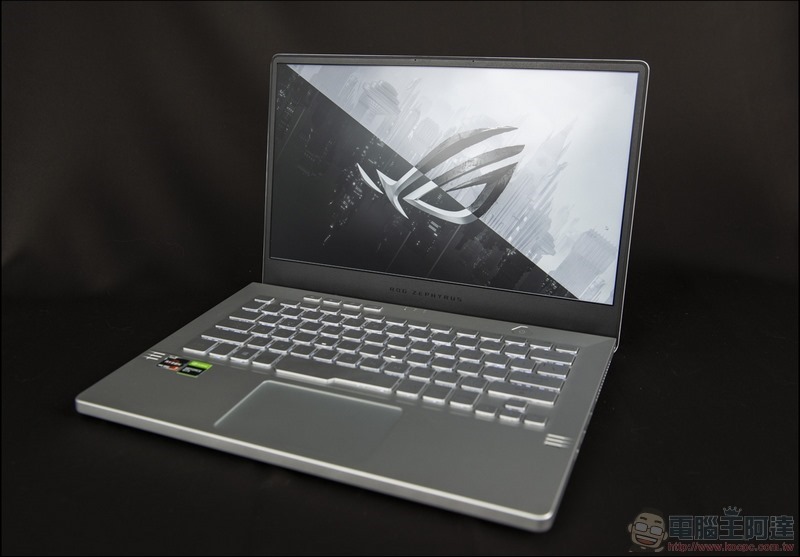 ROG Zephyrus G14 開箱 - 76 ROG Zephyrus G14 開箱 - 76