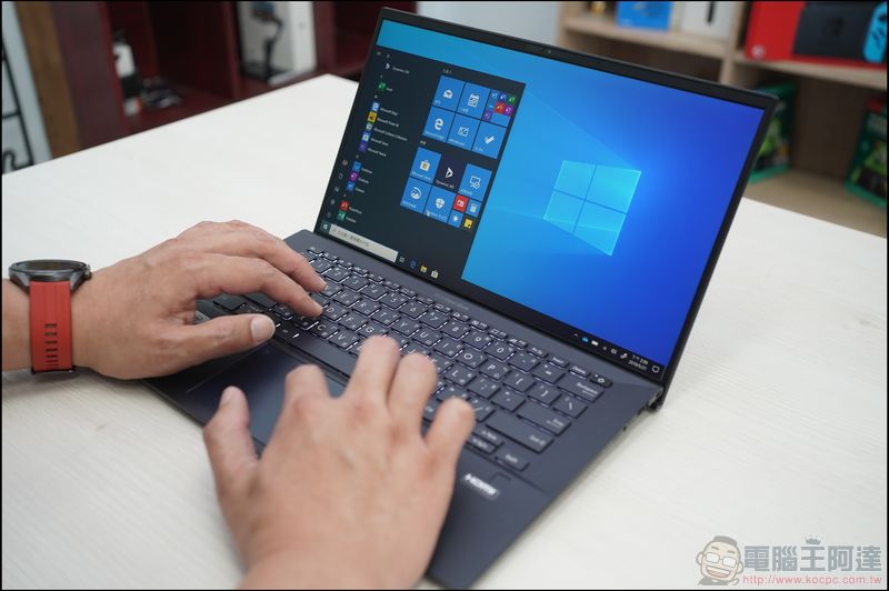 ASUS ExpertBook B9 (B9450) 開箱,續航超過24小時的超輕量商務筆電 - 電腦王阿達 ASUS ExpertBook B9 (B9450) 開箱,續航超過24小時的超輕量商務筆電 - 電腦王阿達