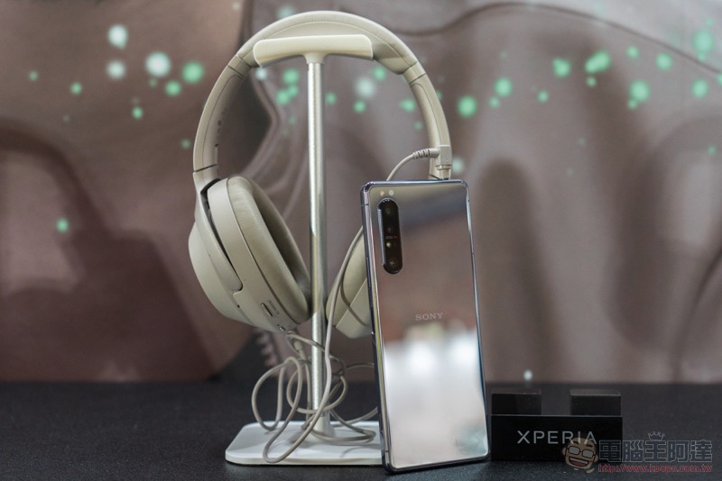 Xperia 1 II 在台發表 5G 極速動手玩,NT$35,990 的 Sony 全能旗艦 - 電腦王阿達 Xperia 1 II 在台發表 5G 極速動手玩,NT$35,990 的 Sony 全能旗艦 - 電腦王阿達