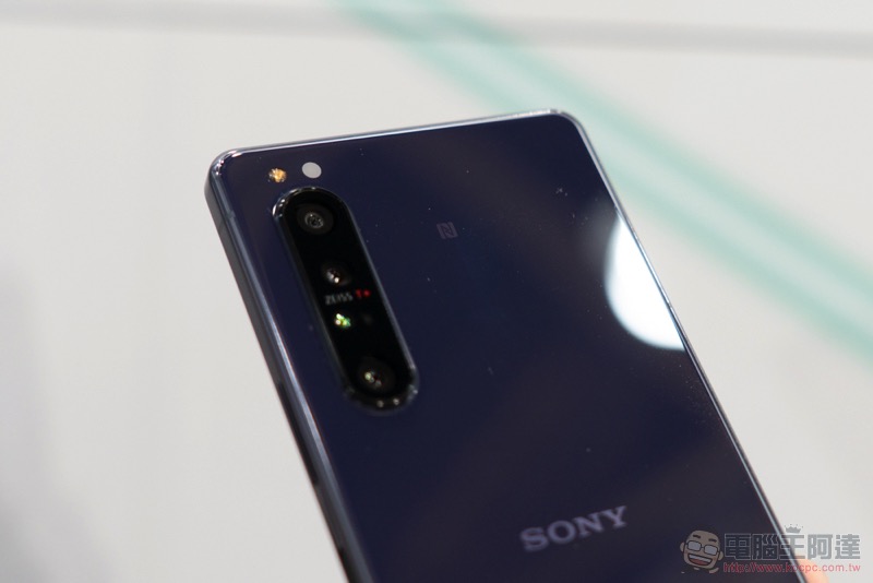 Xperia 1 II 在台發表 5G 極速動手玩,NT$35,990 的 Sony 全能旗艦 - 電腦王阿達 Xperia 1 II 在台發表 5G 極速動手玩,NT$35,990 的 Sony 全能旗艦 - 電腦王阿達
