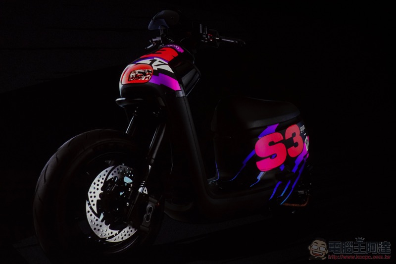 Gogoro S3 / S3 ABS 登場:買菜車居然變身徹頭徹尾性能車款(想不到吧) - 電腦王阿達 Gogoro S3 / S3 ABS 登場:買菜車居然變身徹頭徹尾性能車款(想不到吧) - 電腦王阿達