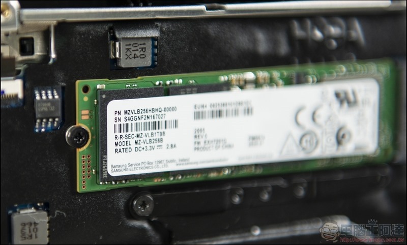 HUAWEI MateBook D14 D15 開箱 -21 HUAWEI MateBook D14 D15 開箱 -21