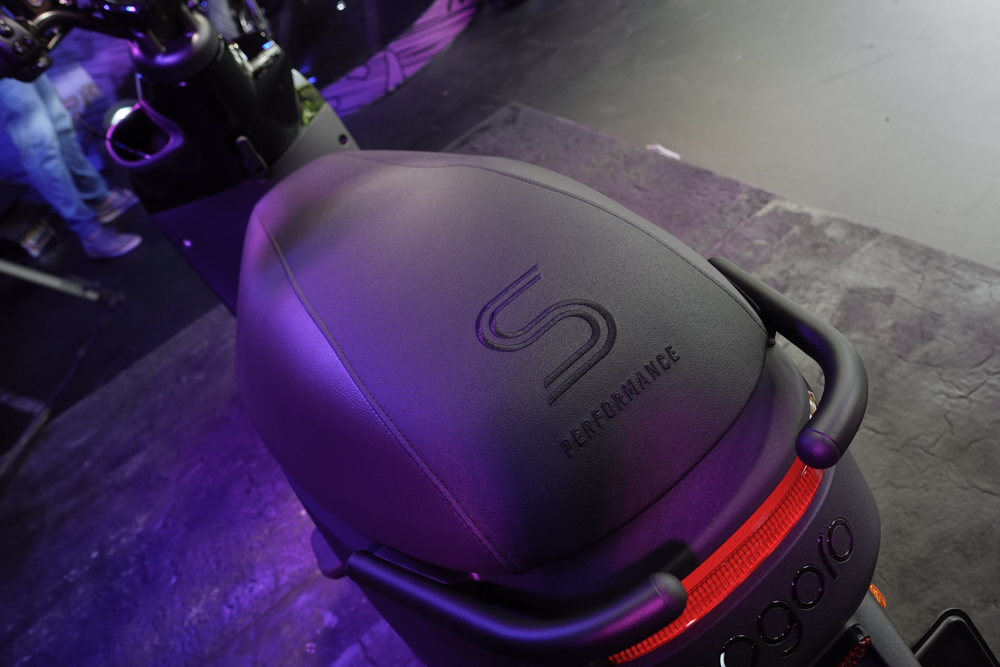 Gogoro S3 / S3 ABS 登場:買菜車居然變身徹頭徹尾性能車款(想不到吧) - 電腦王阿達 Gogoro S3 / S3 ABS 登場:買菜車居然變身徹頭徹尾性能車款(想不到吧) - 電腦王阿達