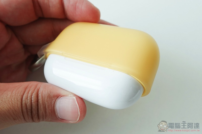 撞色不怕撞 AirPods / AirPods Pro 犀牛盾保護殼 動手玩 - 電腦王阿達 撞色不怕撞 AirPods / AirPods Pro 犀牛盾保護殼 動手玩 - 電腦王阿達