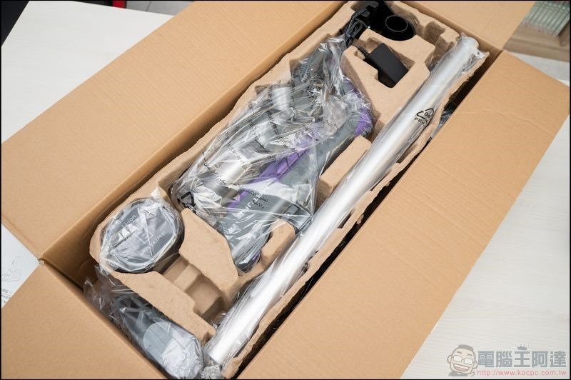 MATURE美萃 數位馬達無線吸塵器 開箱 - 03 MATURE美萃 數位馬達無線吸塵器 開箱 - 03