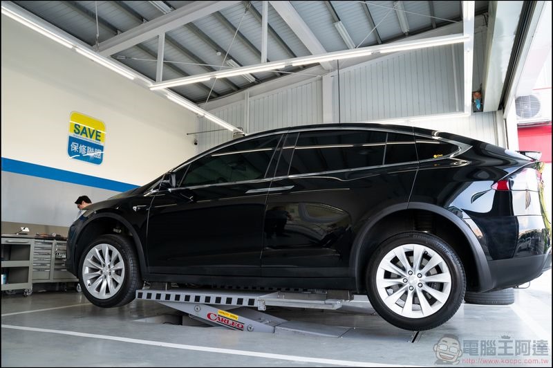 Wow!好站 TESLA 輪拱隔音工程體驗 - 08 Wow!好站 TESLA 輪拱隔音工程體驗 - 08