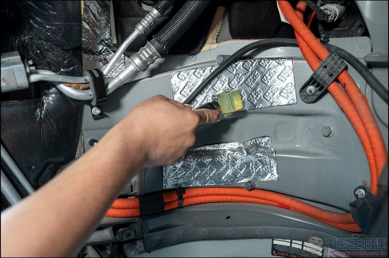 Wow!好站 TESLA 輪拱隔音工程體驗 - 21 Wow!好站 TESLA 輪拱隔音工程體驗 - 21