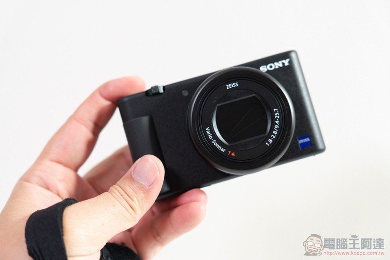 Sony ZV-1 開箱 實拍體驗 :動靜皆宜的創作利器(評價 評測 動手玩) - 電腦王阿達 Sony ZV-1 開箱 實拍體驗 :動靜皆宜的創作利器(評價 評測 動手玩) - 電腦王阿達