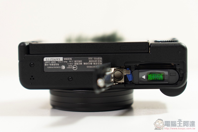 Sony ZV-1 開箱 實拍體驗 :動靜皆宜的創作利器(評價 評測 動手玩) - 電腦王阿達 Sony ZV-1 開箱 實拍體驗 :動靜皆宜的創作利器(評價 評測 動手玩) - 電腦王阿達