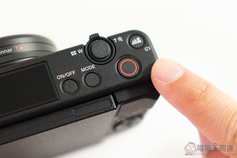 Sony ZV-1 開箱 實拍體驗 :動靜皆宜的創作利器(評價 評測 動手玩) - 電腦王阿達 Sony ZV-1 開箱 實拍體驗 :動靜皆宜的創作利器(評價 評測 動手玩) - 電腦王阿達