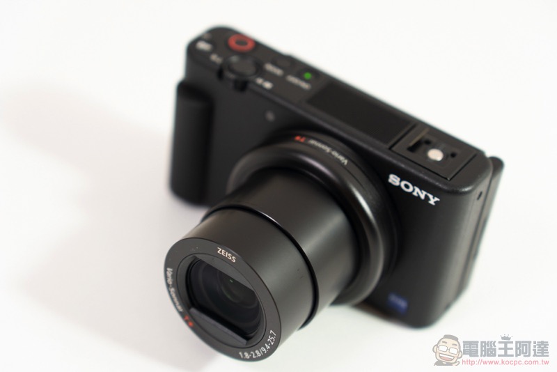 Sony ZV-1 開箱 實拍體驗 :動靜皆宜的創作利器(評價 評測 動手玩) - 電腦王阿達 Sony ZV-1 開箱 實拍體驗 :動靜皆宜的創作利器(評價 評測 動手玩) - 電腦王阿達