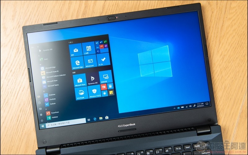 輕薄商務筆電 ASUS ExpertBook P2 (P2451) 開箱 - 06 輕薄商務筆電 ASUS ExpertBook P2 (P2451) 開箱 - 06
