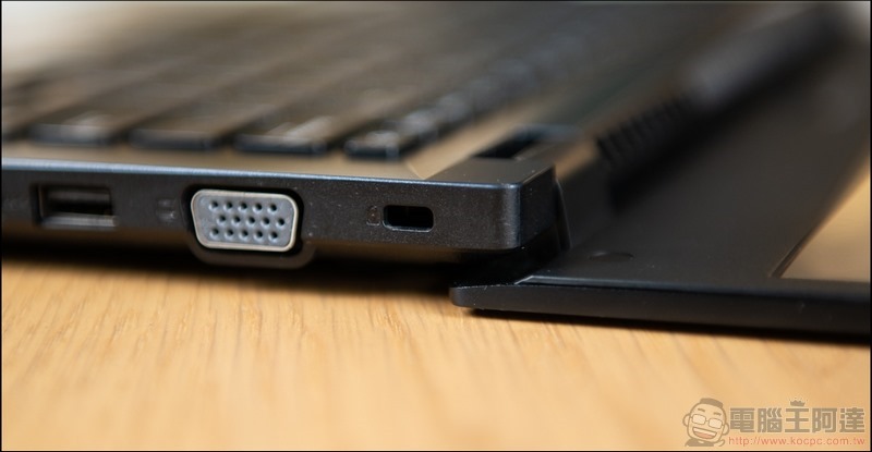 輕薄商務筆電 ASUS ExpertBook P2 (P2451) 開箱 - 07 輕薄商務筆電 ASUS ExpertBook P2 (P2451) 開箱 - 07