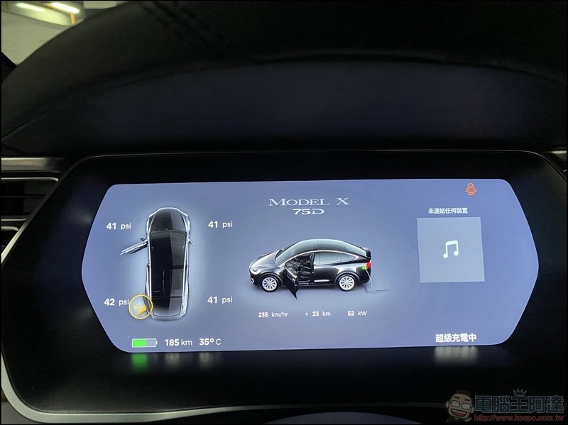 Tesla 更新 Model S 與 X 支援最新 V3 超充的 250kW 充電 - 電腦王阿達