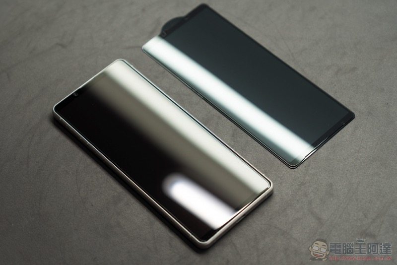 Xperia 1 II 的日系美型 當然要靠膜斯密碼專屬 imos 康寧玻璃保護貼 / 軍規防震殼 / 藍寶石鏡頭貼 防護起來! - 電腦王阿達 Xperia 1 II 的日系美型 當然要靠膜斯密碼專屬 imos 康寧玻璃保護貼 / 軍規防震殼 / 藍寶石鏡頭貼 防護起來! - 電腦王阿達