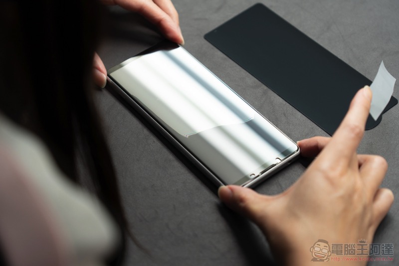Xperia 1 II 的日系美型 當然要靠膜斯密碼專屬 imos 康寧玻璃保護貼 / 軍規防震殼 / 藍寶石鏡頭貼 防護起來! - 電腦王阿達 Xperia 1 II 的日系美型 當然要靠膜斯密碼專屬 imos 康寧玻璃保護貼 / 軍規防震殼 / 藍寶石鏡頭貼 防護起來! - 電腦王阿達
