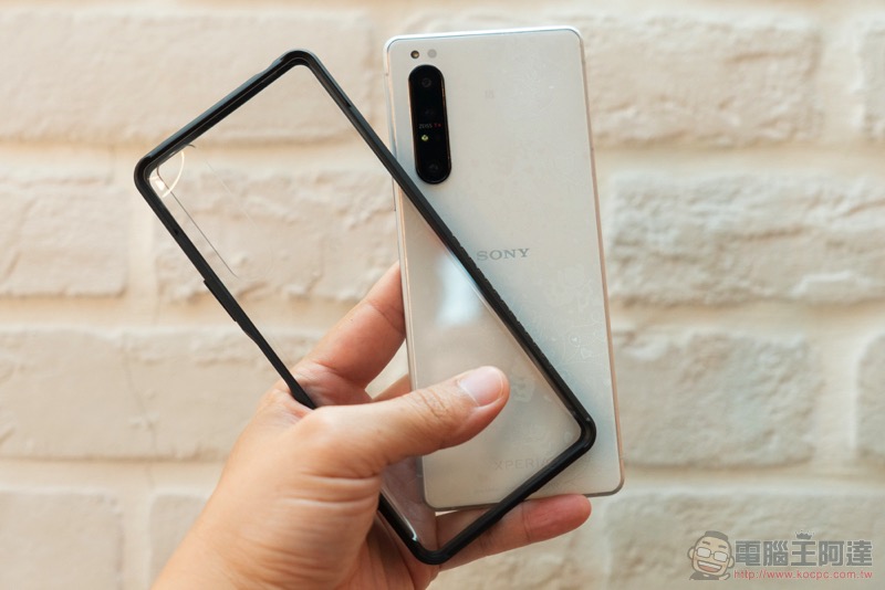 Xperia 1 II 的日系美型 當然要靠膜斯密碼專屬 imos 康寧玻璃保護貼 / 軍規防震殼 / 藍寶石鏡頭貼 防護起來! - 電腦王阿達 Xperia 1 II 的日系美型 當然要靠膜斯密碼專屬 imos 康寧玻璃保護貼 / 軍規防震殼 / 藍寶石鏡頭貼 防護起來! - 電腦王阿達