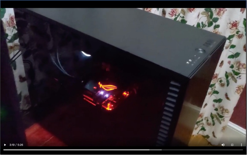 「超人」也是 AMD YES，亨利卡維爾在 Instagram 上秀出組電腦畫面 - 電腦王阿達