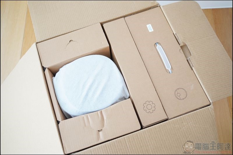 ECOVACS DEEBOT T8 AIVI 開箱 - 01 ECOVACS DEEBOT T8 AIVI 開箱 - 01