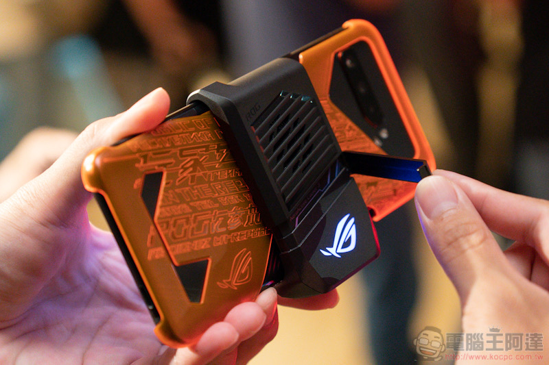 ROG Phone 3 效能再進化:最新 144Hz 螢幕體驗前代也能擁有!(動手玩) - 電腦王阿達 ROG Phone 3 效能再進化:最新 144Hz 螢幕體驗前代也能擁有!(動手玩) - 電腦王阿達