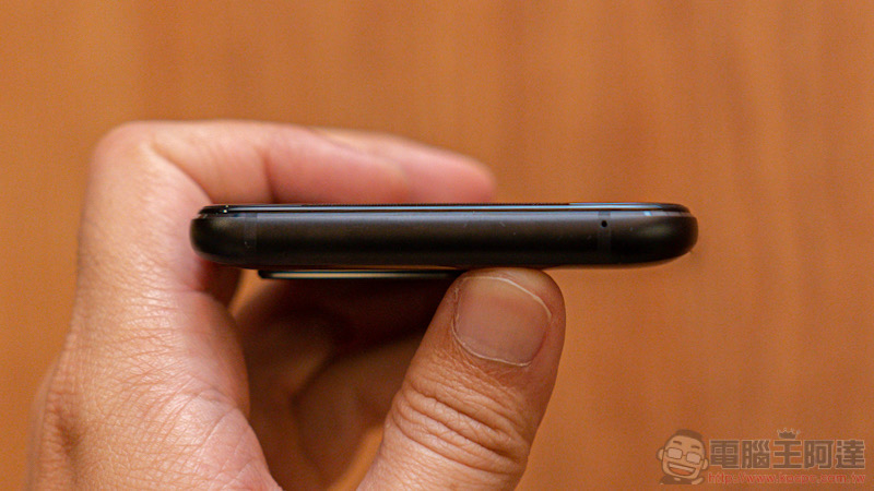 ROG Phone 3 效能再進化：最新 144Hz 螢幕體驗前代也能擁有！（動手玩） - 電腦王阿達
