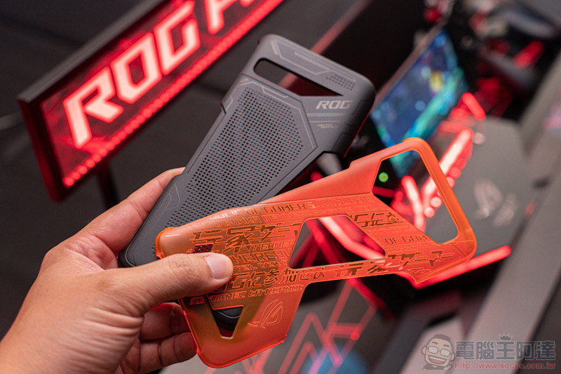 ROG Phone 3 效能再進化:最新 144Hz 螢幕體驗前代也能擁有!(動手玩) - 電腦王阿達 ROG Phone 3 效能再進化:最新 144Hz 螢幕體驗前代也能擁有!(動手玩) - 電腦王阿達