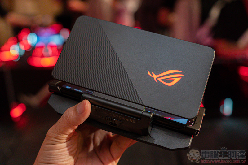 ROG Phone 3 效能再進化:最新 144Hz 螢幕體驗前代也能擁有!(動手玩) - 電腦王阿達 ROG Phone 3 效能再進化:最新 144Hz 螢幕體驗前代也能擁有!(動手玩) - 電腦王阿達