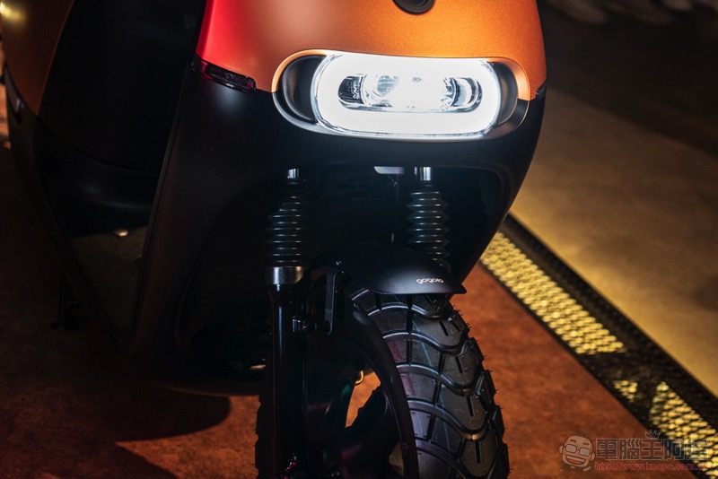 街頭風電車 Gogoro 2 Rumbler ABS 閃霧銅新色登場動眼看 - 電腦王阿達 街頭風電車 Gogoro 2 Rumbler ABS 閃霧銅新色登場動眼看 - 電腦王阿達
