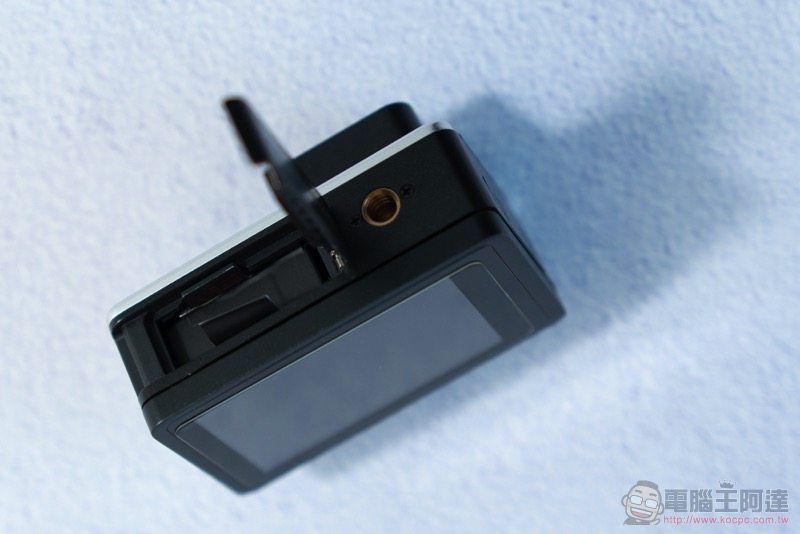 超強性價比運動相機 Mokacam Alpha3 Flip 開箱實測( 評價 評測 動手玩) - 電腦王阿達 超強性價比運動相機 Mokacam Alpha3 Flip 開箱實測( 評價 評測 動手玩) - 電腦王阿達