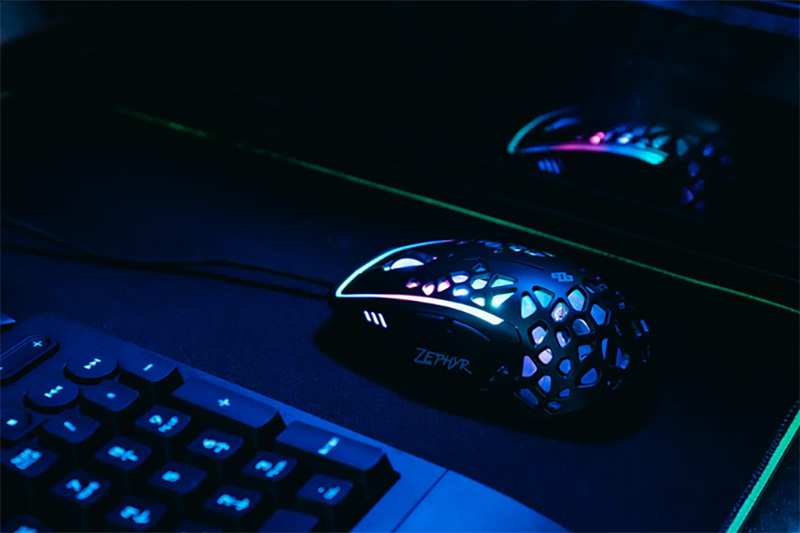 自帶風扇的 RGB 電競滑鼠「Zephyr」開始集資,又輕、又快、又涼爽 - 電腦王阿達 自帶風扇的 RGB 電競滑鼠「Zephyr」開始集資,又輕、又快、又涼爽 - 電腦王阿達