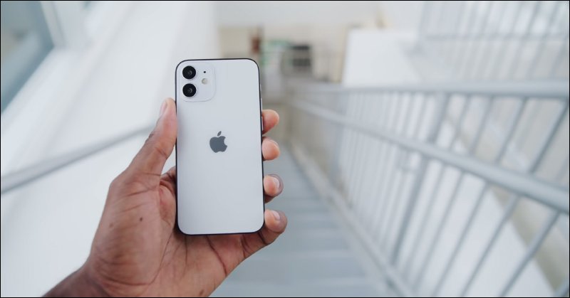5.4 吋 iPhone 12 螢幕實際顯示有多大?外媒製作圖片讓 iPhone 用戶搶先預覽 - 電腦王阿達 5.4 吋 iPhone 12 螢幕實際顯示有多大?外媒製作圖片讓 iPhone 用戶搶先預覽 - 電腦王阿達