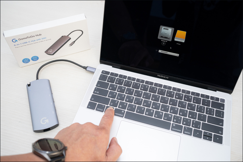 GameToGo Hub 多功能轉接器開箱動手玩:內建 SSD 固態儲存、讓 Mac 變身 Windows 電腦,能裝 Office 也能玩英雄聯盟!(同場加映:GameToGo 2 系列同步登場,速度更快、散熱更佳!) - 電腦王阿達 GameToGo Hub 多功能轉接器開箱動手玩:內建 SSD 固態儲存、讓 Mac 變身 Windows 電腦,能裝 Office 也能玩英雄聯盟!(同場加映:GameToGo 2 系列同步登場,速度更快、散熱更佳!) - 電腦王阿達