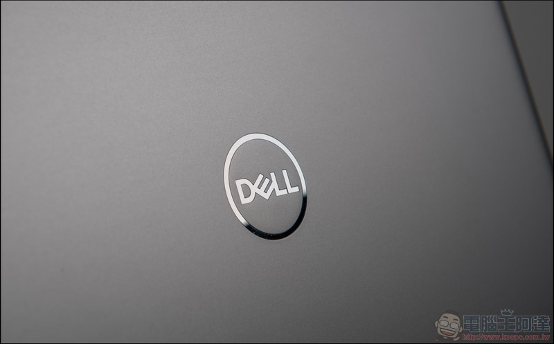 Dell Precision 7550 移動工作站 開箱 - 05