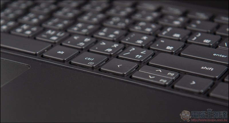 Dell Precision 7550 移動工作站 開箱 - 11 Dell Precision 7550 移動工作站 開箱 - 11