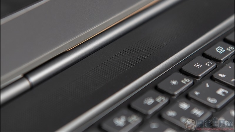 Dell Precision 7550 移動工作站 開箱 - 14 Dell Precision 7550 移動工作站 開箱 - 14