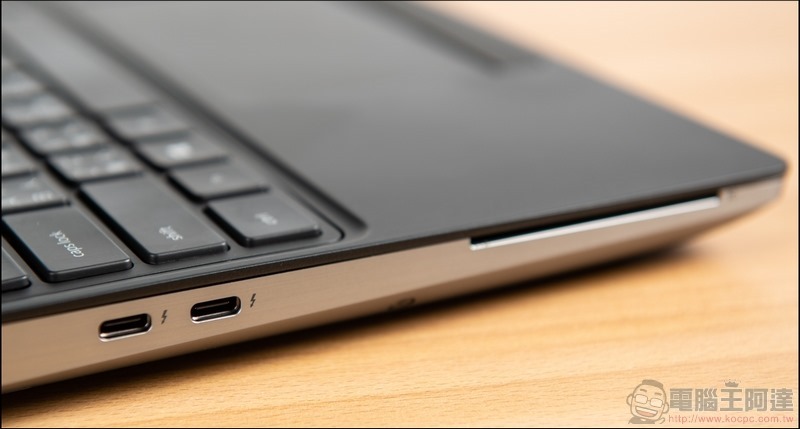 Dell Precision 7550 移動工作站 開箱 - 17 Dell Precision 7550 移動工作站 開箱 - 17