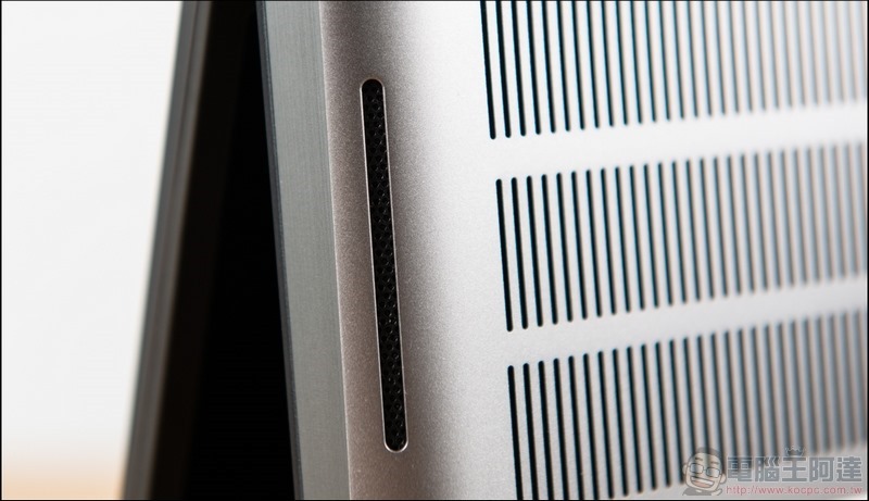 Dell Precision 7550 移動工作站 開箱 - 22 Dell Precision 7550 移動工作站 開箱 - 22