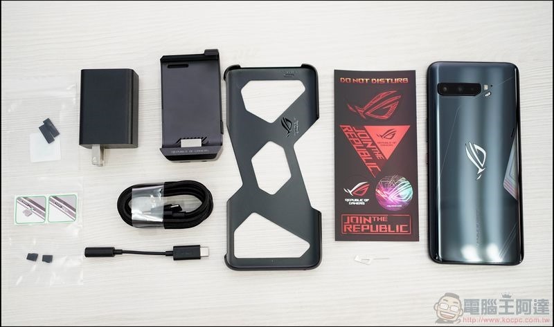 ASUS ROG Phone 3 開箱 - 08 ASUS ROG Phone 3 開箱 - 08