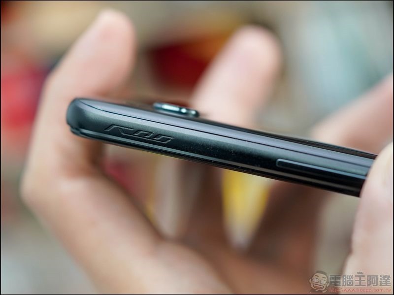 ASUS ROG Phone 3 開箱 - 18 ASUS ROG Phone 3 開箱 - 18